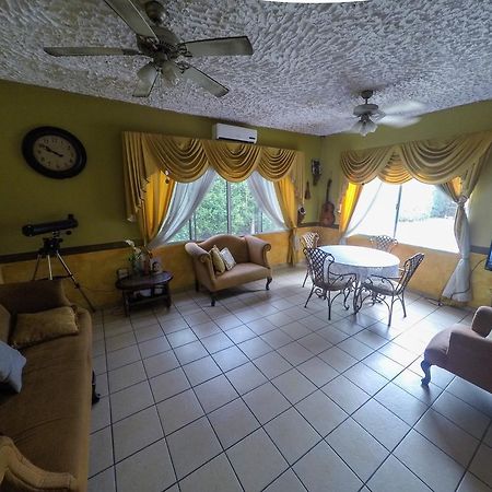 Hotel Casa Maria ซานเปโดร ซูลา ภายนอก รูปภาพ